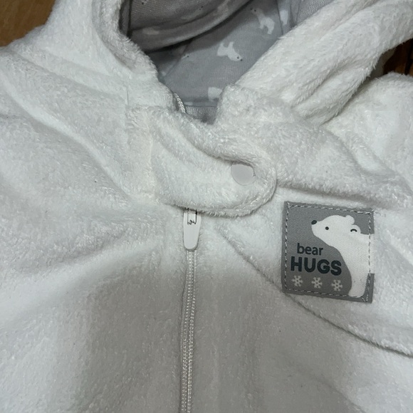 NWOT Carters Bear Hugs Footed Jumpsuit Pram (White) - Picture 6 of 9